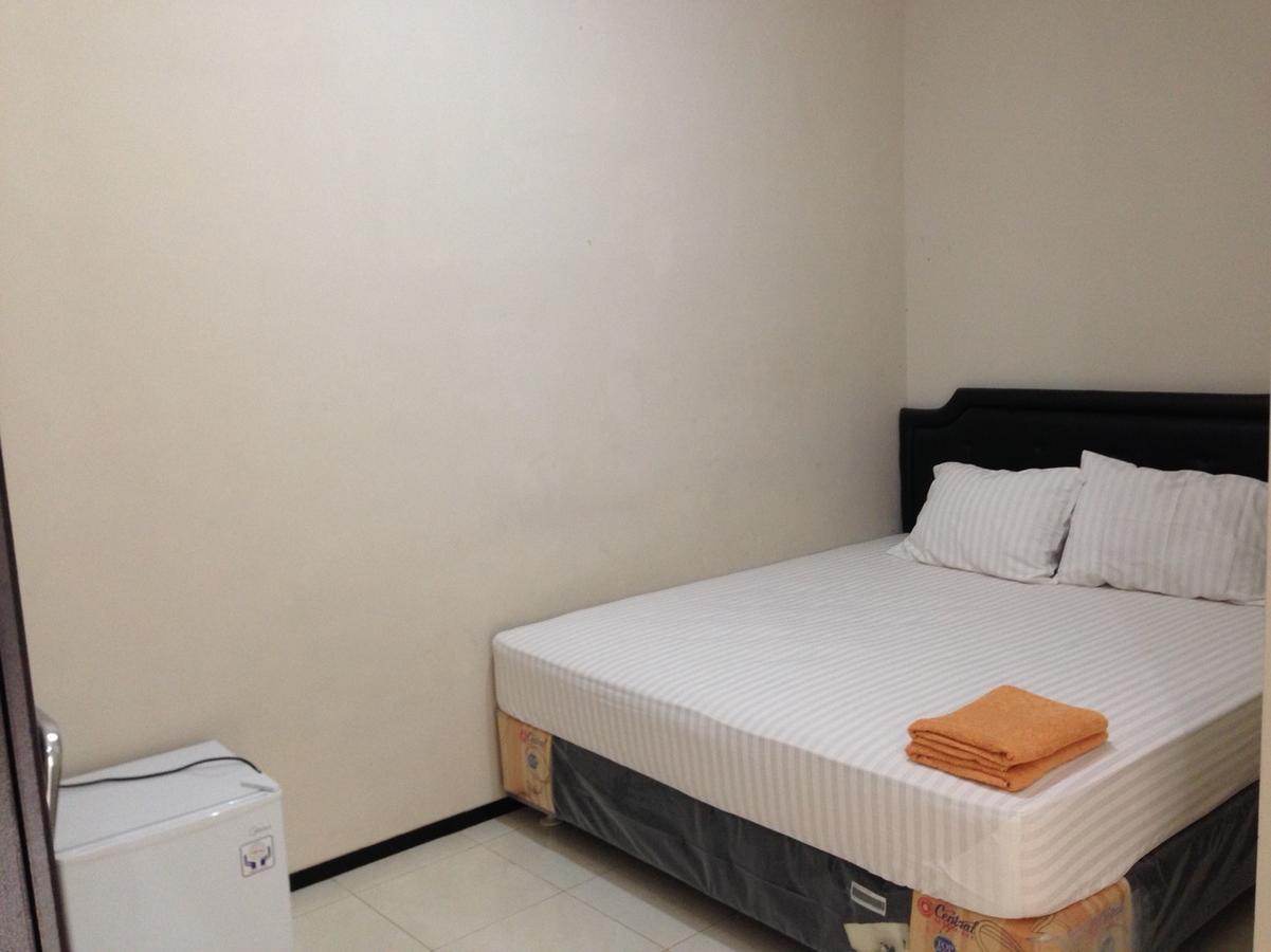 Grand Kadaka Hotel Malang Buitenkant foto
