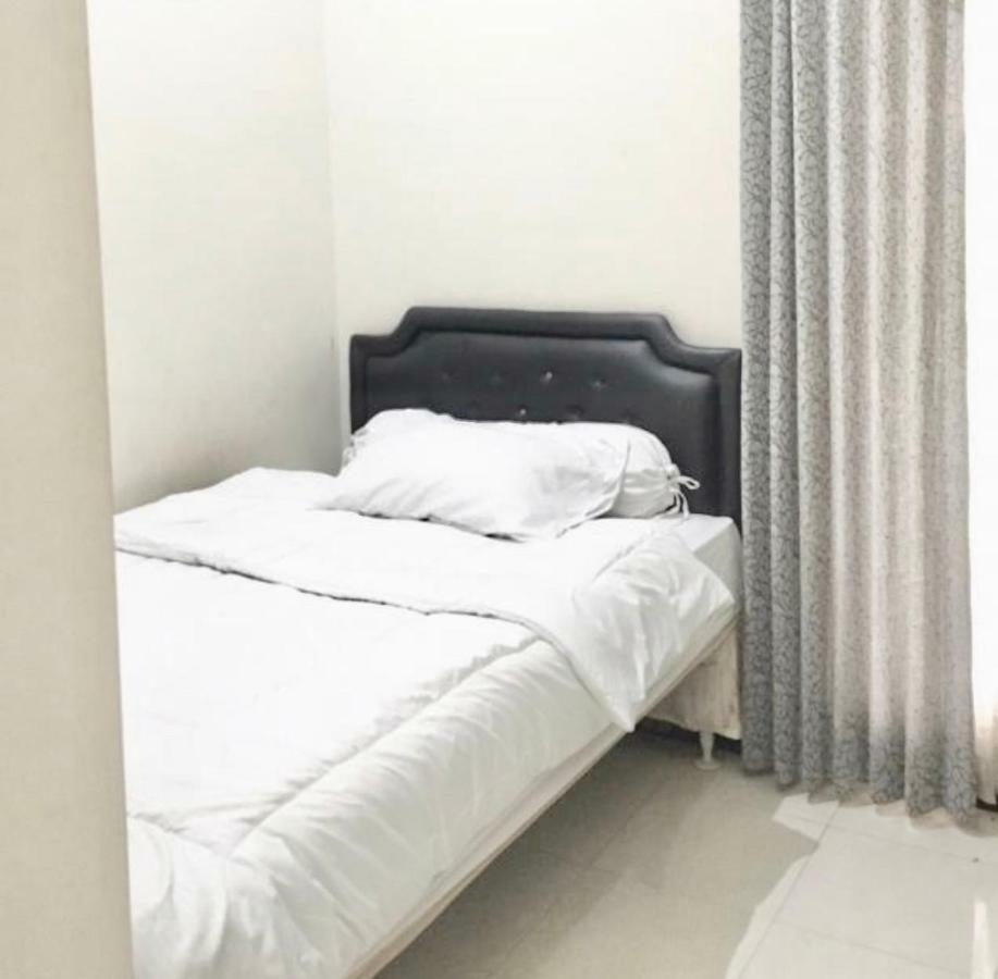 Grand Kadaka Hotel Malang Buitenkant foto